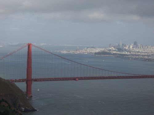 Golden Gate Bridge (palo-alto_100_8358.jpg) wird geladen. Eindrucksvolle Fotos von der Westküste Amerikas erwarten Sie.